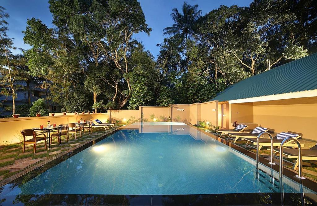 Peppervine Hotel Thekkady Exteriör bild